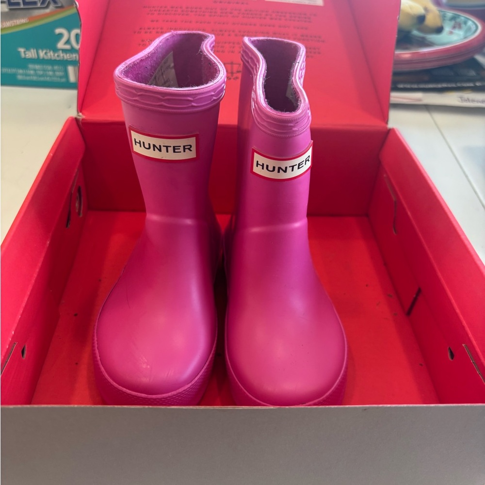 Hunter Vibrant Pink Waterproof Boots